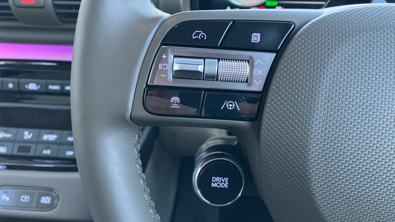 Hyundai INSTER 85kW 02 49kWh 5dr Auto Electric Hatchback